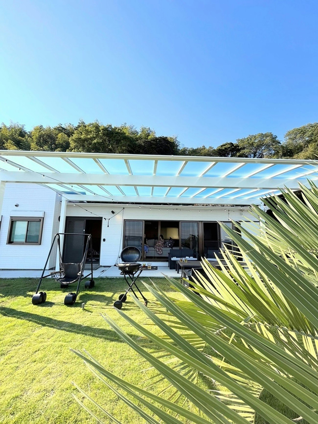 波の音と芝生のお庭に癒される シェルビーチ浜名湖 屋根付きテラスあり